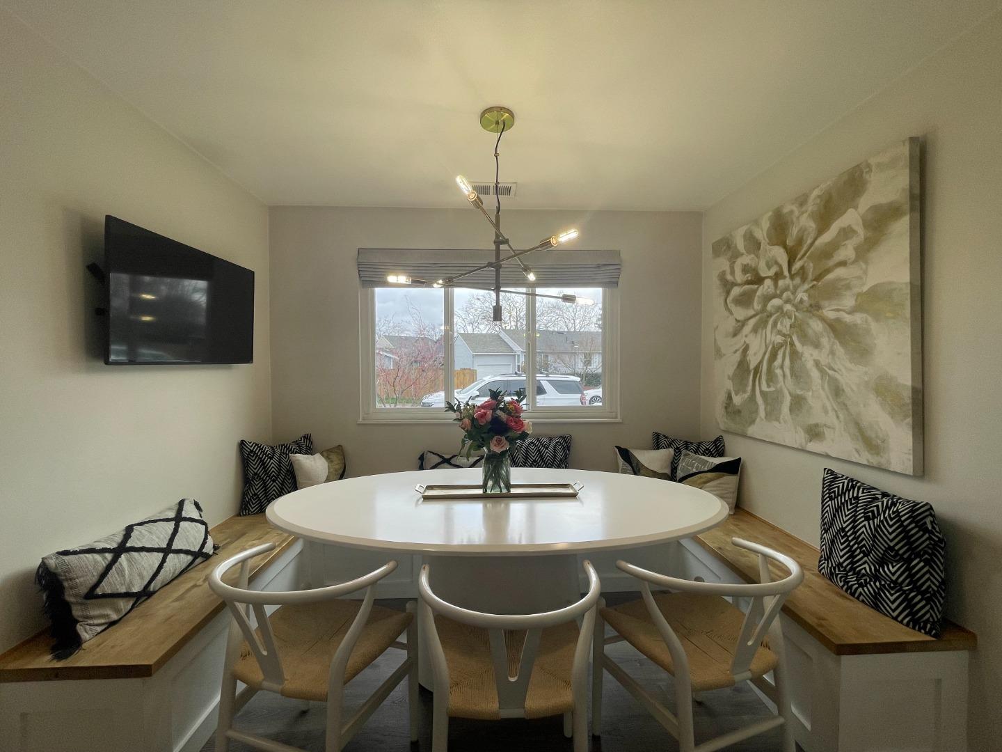 Detail Gallery Image 31 of 43 For 1111 Birch Ave, San Mateo,  CA 94402 - 3 Beds | 2 Baths