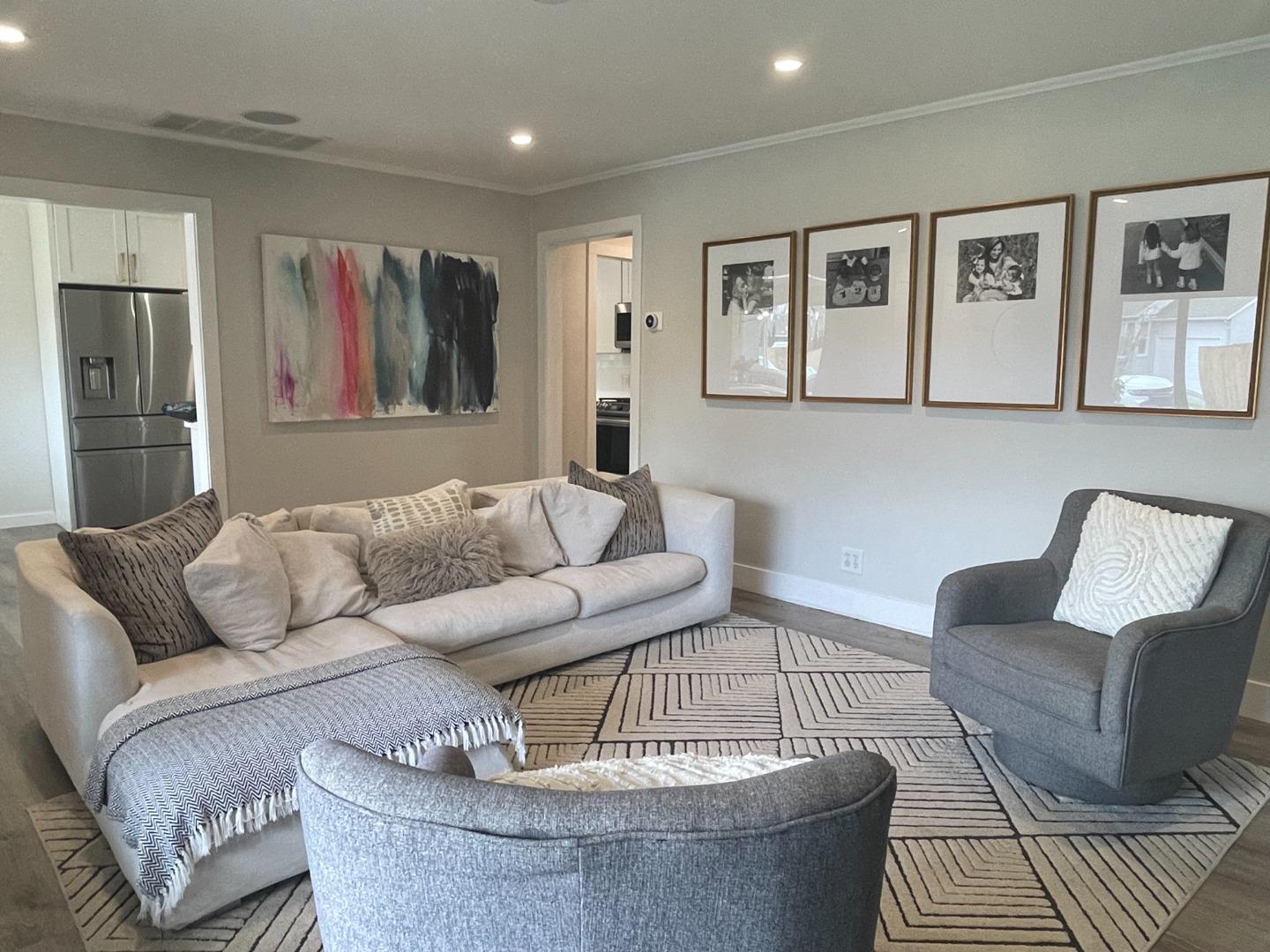 Detail Gallery Image 7 of 43 For 1111 Birch Ave, San Mateo,  CA 94402 - 3 Beds | 2 Baths