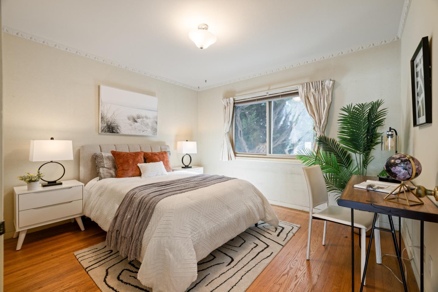 Detail Gallery Image 11 of 19 For 665 27th St, San Francisco,  CA 94131 - 2 Beds | 1 Baths