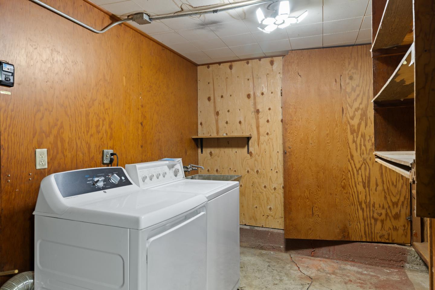 Detail Gallery Image 16 of 19 For 665 27th St, San Francisco,  CA 94131 - 2 Beds | 1 Baths