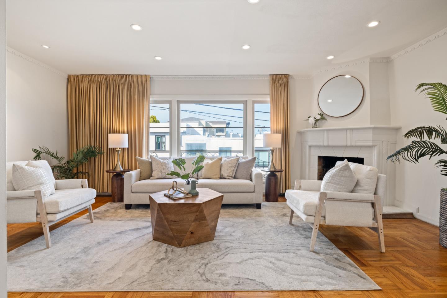 Detail Gallery Image 3 of 19 For 665 27th St, San Francisco,  CA 94131 - 2 Beds | 1 Baths