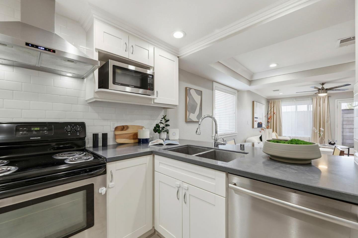 Photo #12: ML82037393 Listing: Photo #12