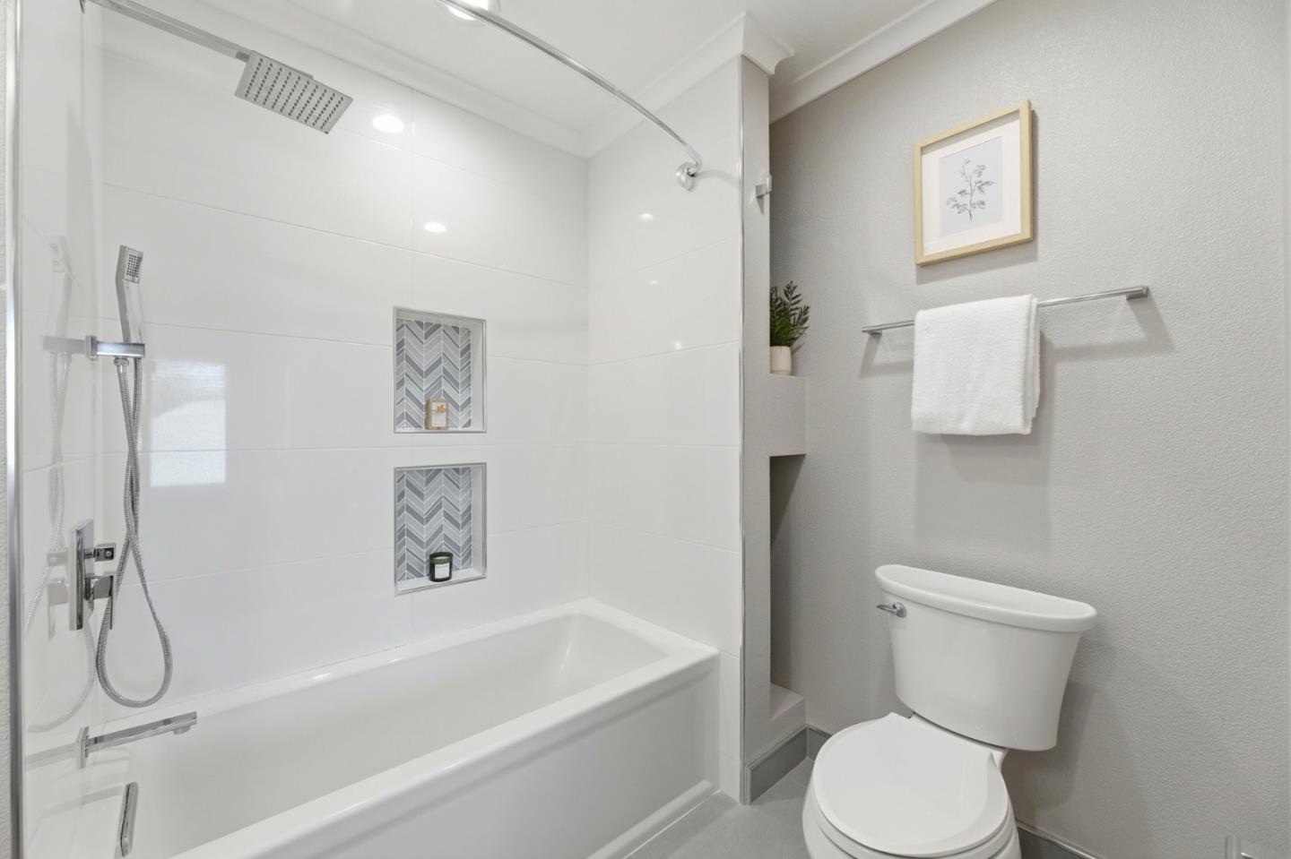 Photo #22: ML82037393 Listing: Photo #22