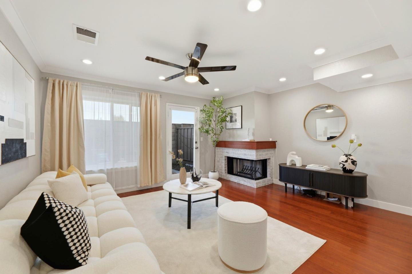 Photo #3: ML82037393 Listing: Photo #3