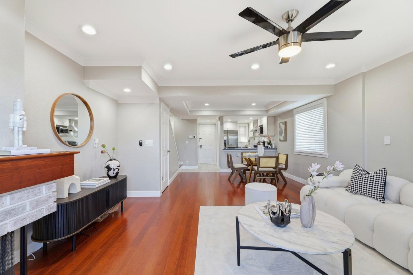 Photo #4: ML82037393 Listing: Photo #4