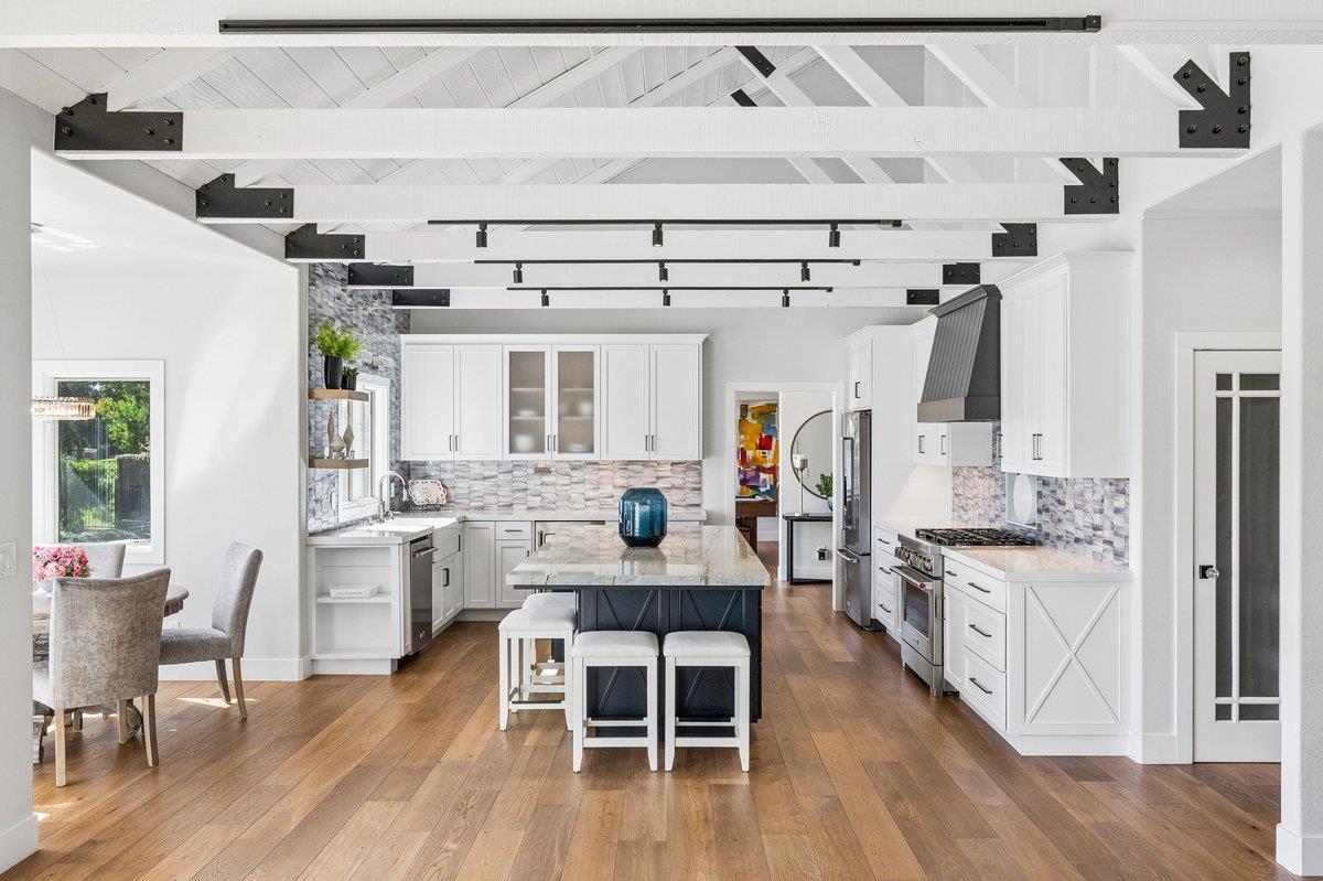 Detail Gallery Image 18 of 103 For 3756 Gleneagles Dr, Stockton,  CA 95219 - 5 Beds | 3/1 Baths