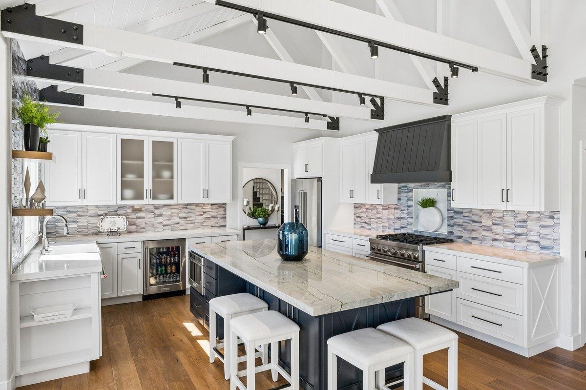 Detail Gallery Image 20 of 103 For 3756 Gleneagles Dr, Stockton,  CA 95219 - 5 Beds | 3/1 Baths