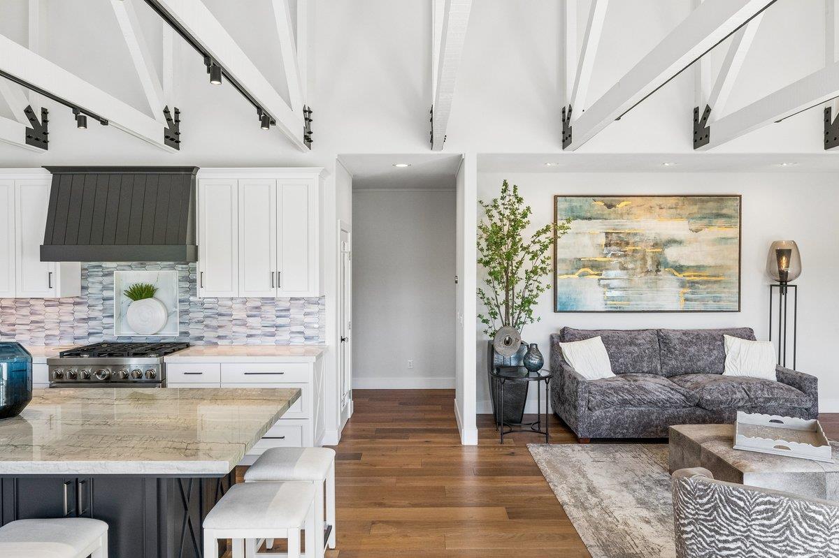 Detail Gallery Image 27 of 103 For 3756 Gleneagles Dr, Stockton,  CA 95219 - 5 Beds | 3/1 Baths