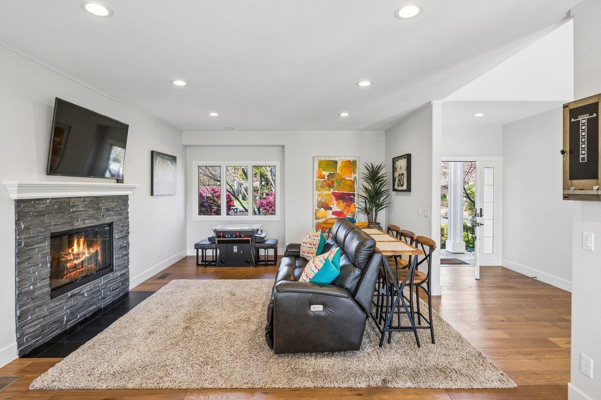 Detail Gallery Image 7 of 103 For 3756 Gleneagles Dr, Stockton,  CA 95219 - 5 Beds | 3/1 Baths