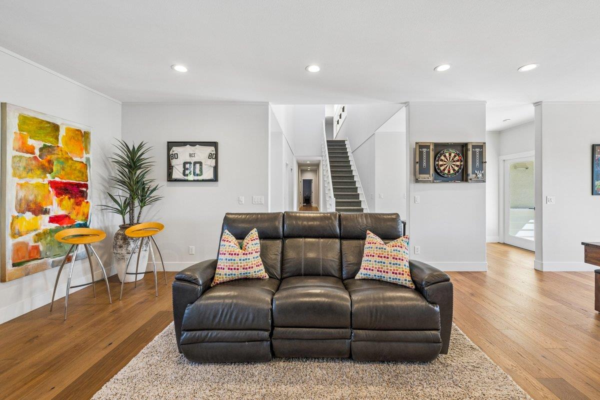 Detail Gallery Image 9 of 103 For 3756 Gleneagles Dr, Stockton,  CA 95219 - 5 Beds | 3/1 Baths