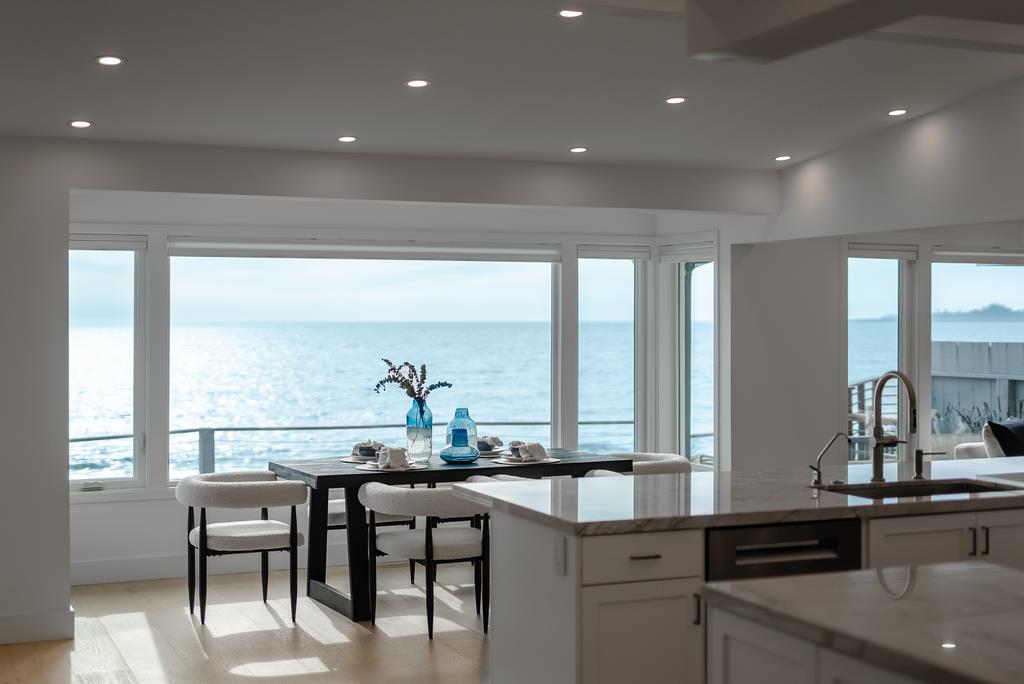 Detail Gallery Image 13 of 67 For 22826 E Cliff Dr, Santa Cruz,  CA 95062 - 4 Beds | 3 Baths