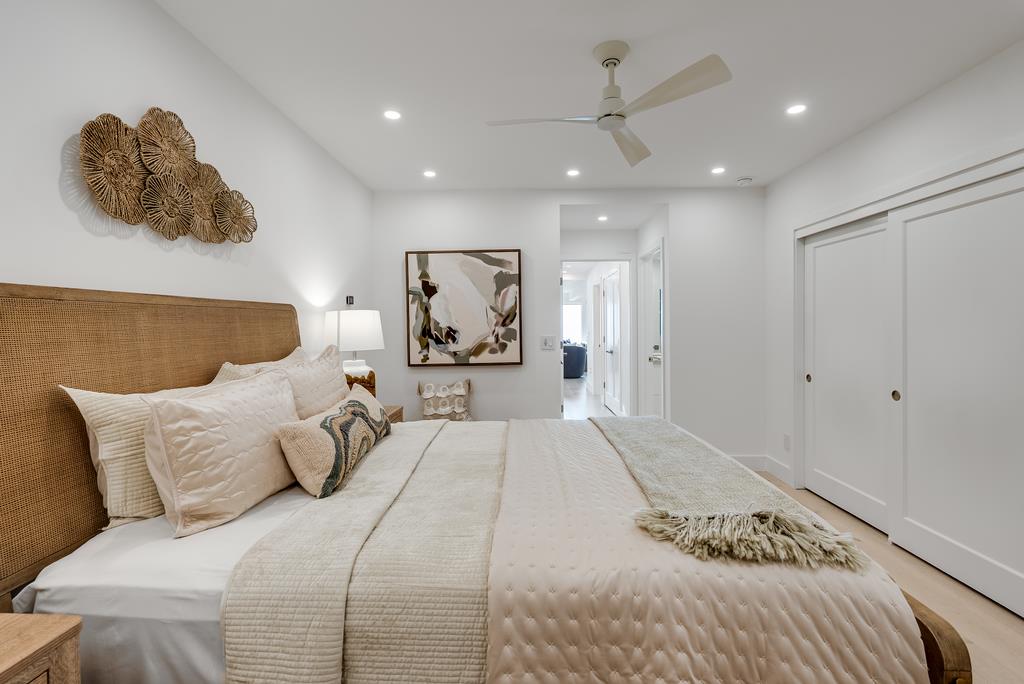 Detail Gallery Image 35 of 67 For 22826 E Cliff Dr, Santa Cruz,  CA 95062 - 4 Beds | 3 Baths