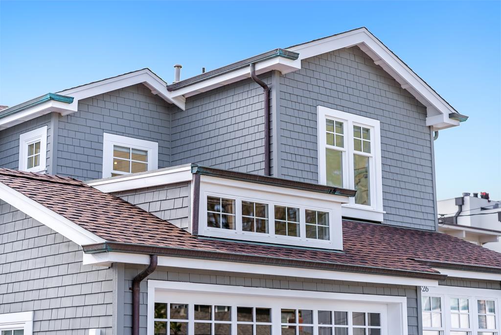 Detail Gallery Image 4 of 67 For 22826 E Cliff Dr, Santa Cruz,  CA 95062 - 4 Beds | 3 Baths