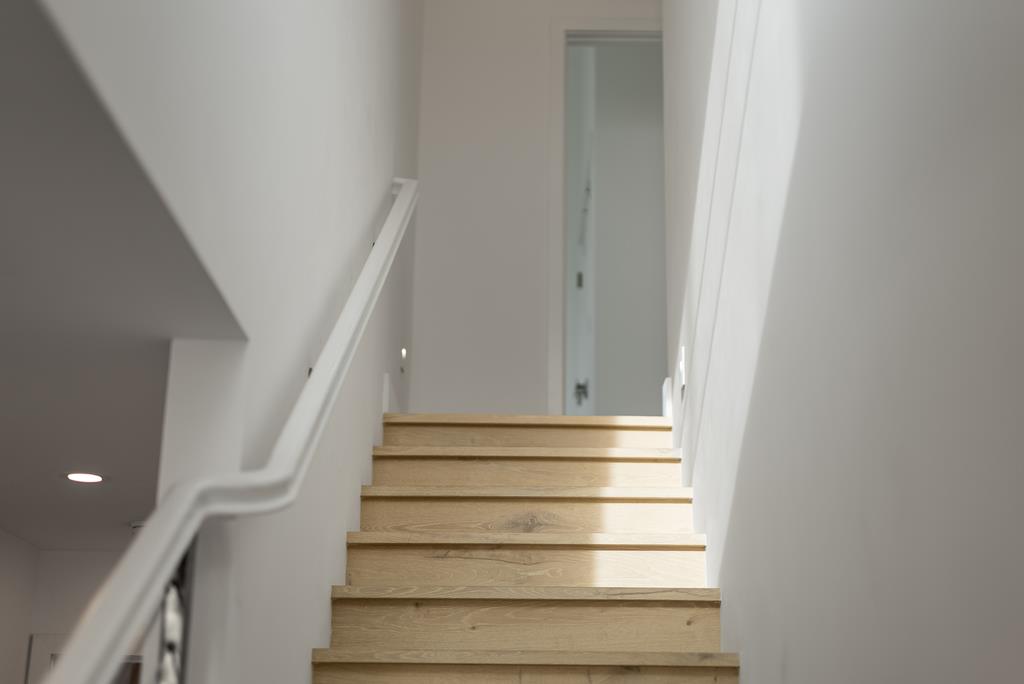 Detail Gallery Image 41 of 67 For 22826 E Cliff Dr, Santa Cruz,  CA 95062 - 4 Beds | 3 Baths