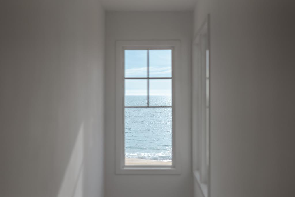 Detail Gallery Image 42 of 67 For 22826 E Cliff Dr, Santa Cruz,  CA 95062 - 4 Beds | 3 Baths