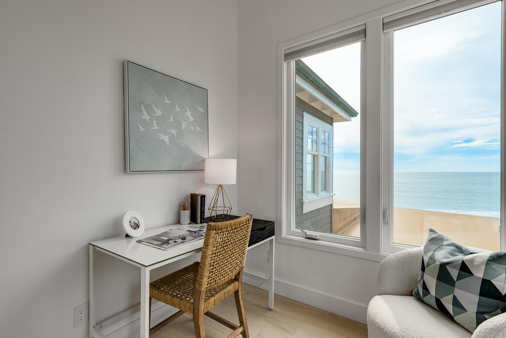 Detail Gallery Image 44 of 67 For 22826 E Cliff Dr, Santa Cruz,  CA 95062 - 4 Beds | 3 Baths