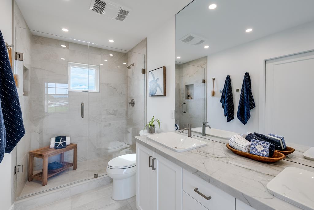 Detail Gallery Image 46 of 67 For 22826 E Cliff Dr, Santa Cruz,  CA 95062 - 4 Beds | 3 Baths