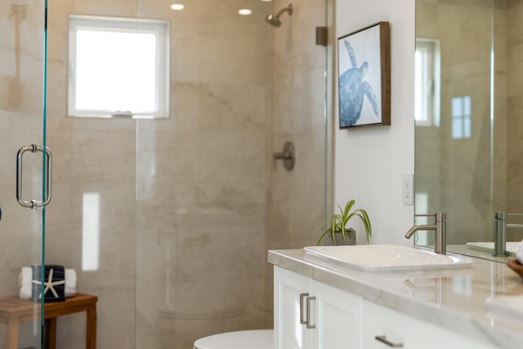 Detail Gallery Image 48 of 67 For 22826 E Cliff Dr, Santa Cruz,  CA 95062 - 4 Beds | 3 Baths