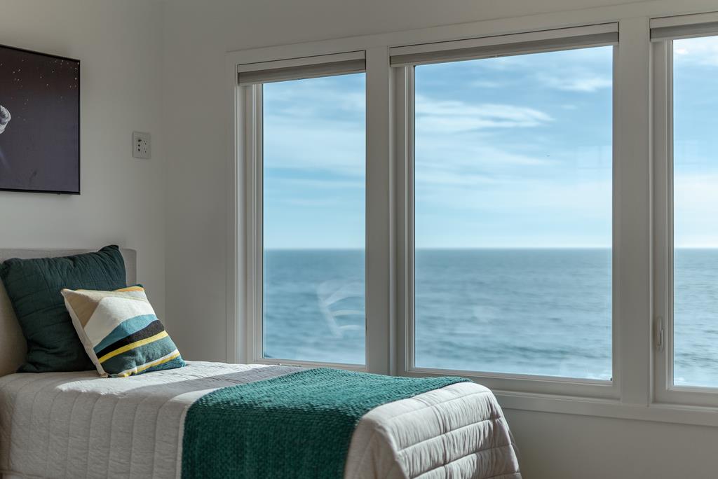 Detail Gallery Image 50 of 67 For 22826 E Cliff Dr, Santa Cruz,  CA 95062 - 4 Beds | 3 Baths