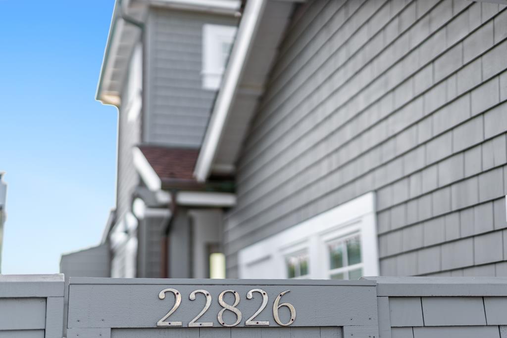 Detail Gallery Image 7 of 67 For 22826 E Cliff Dr, Santa Cruz,  CA 95062 - 4 Beds | 3 Baths