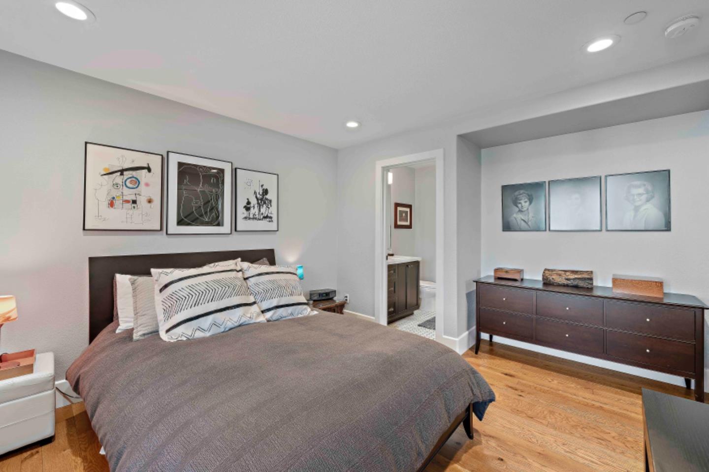 Detail Gallery Image 7 of 51 For 466 Sam Cava Ln, Campbell,  CA 95008 - 4 Beds | 3/1 Baths