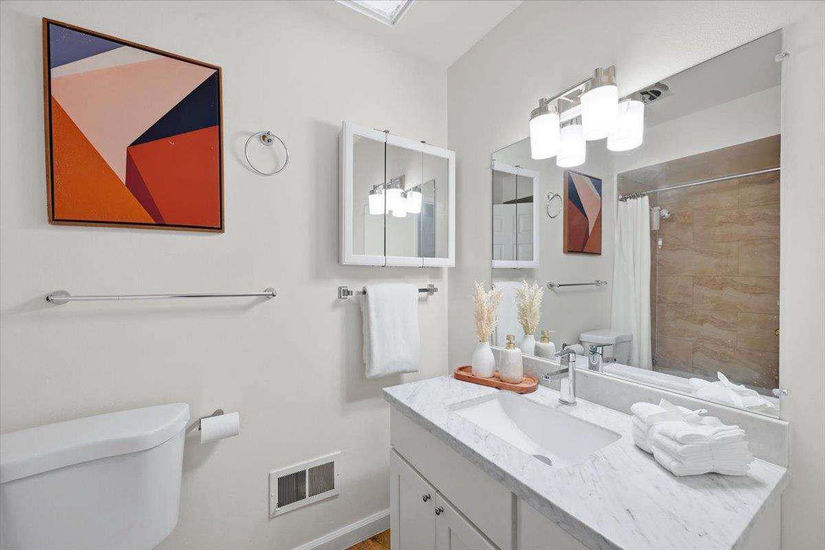 Detail Gallery Image 30 of 63 For 1570 Hillsdale Ave, San Jose,  CA 95118 - 5 Beds | 4/1 Baths