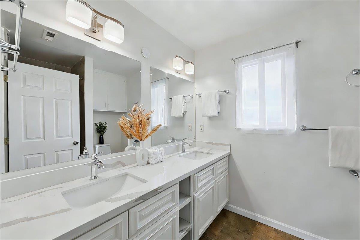 Detail Gallery Image 33 of 63 For 1570 Hillsdale Ave, San Jose,  CA 95118 - 5 Beds | 4/1 Baths