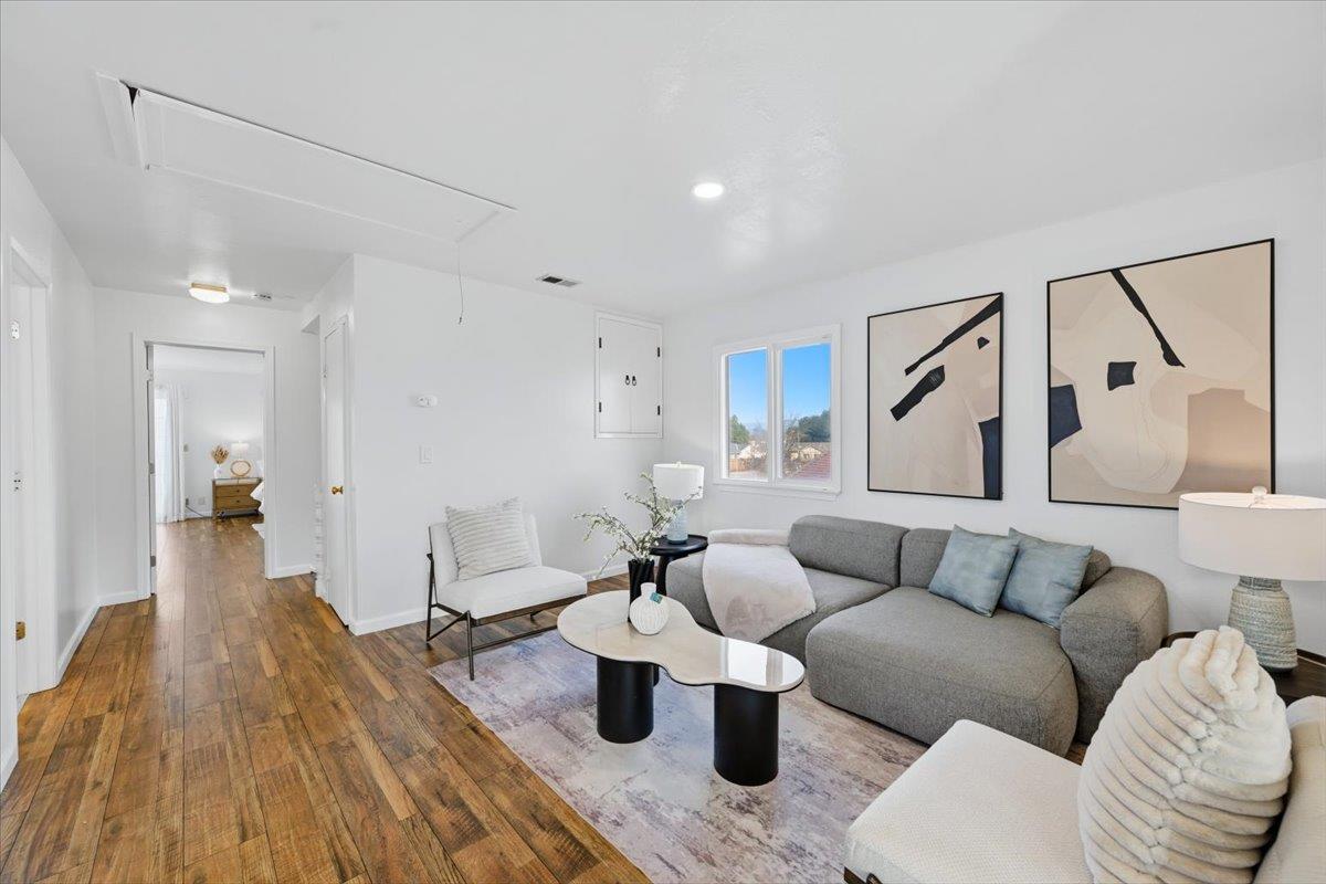 Detail Gallery Image 36 of 63 For 1570 Hillsdale Ave, San Jose,  CA 95118 - 5 Beds | 4/1 Baths