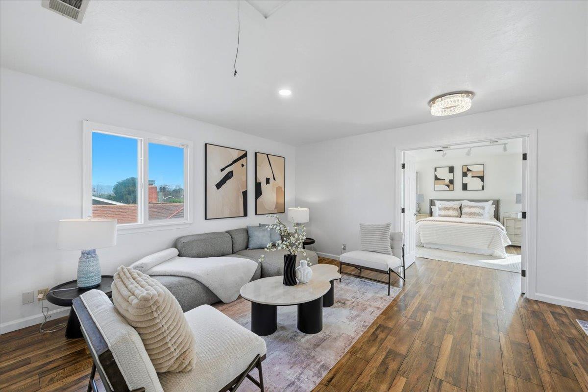 Detail Gallery Image 37 of 63 For 1570 Hillsdale Ave, San Jose,  CA 95118 - 5 Beds | 4/1 Baths