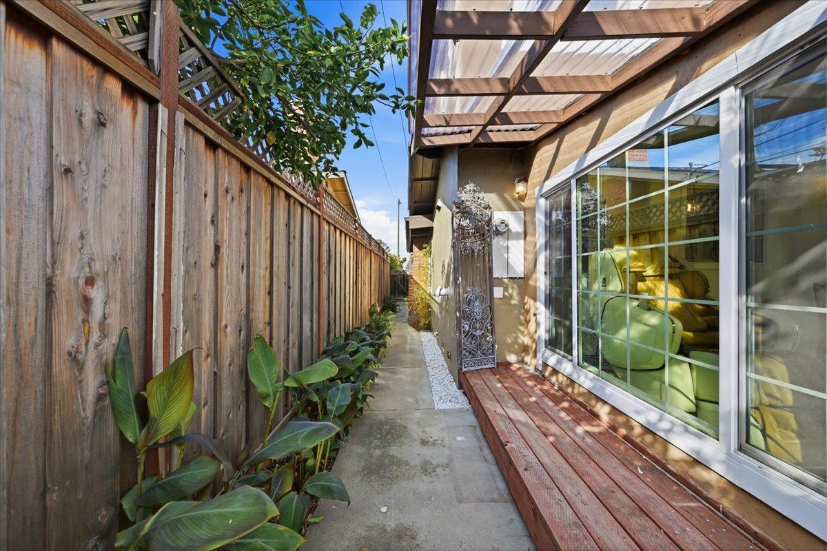 Detail Gallery Image 52 of 63 For 1570 Hillsdale Ave, San Jose,  CA 95118 - 5 Beds | 4/1 Baths