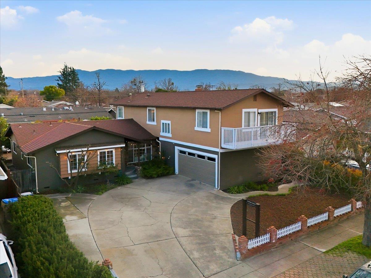 Detail Gallery Image 56 of 63 For 1570 Hillsdale Ave, San Jose,  CA 95118 - 5 Beds | 4/1 Baths