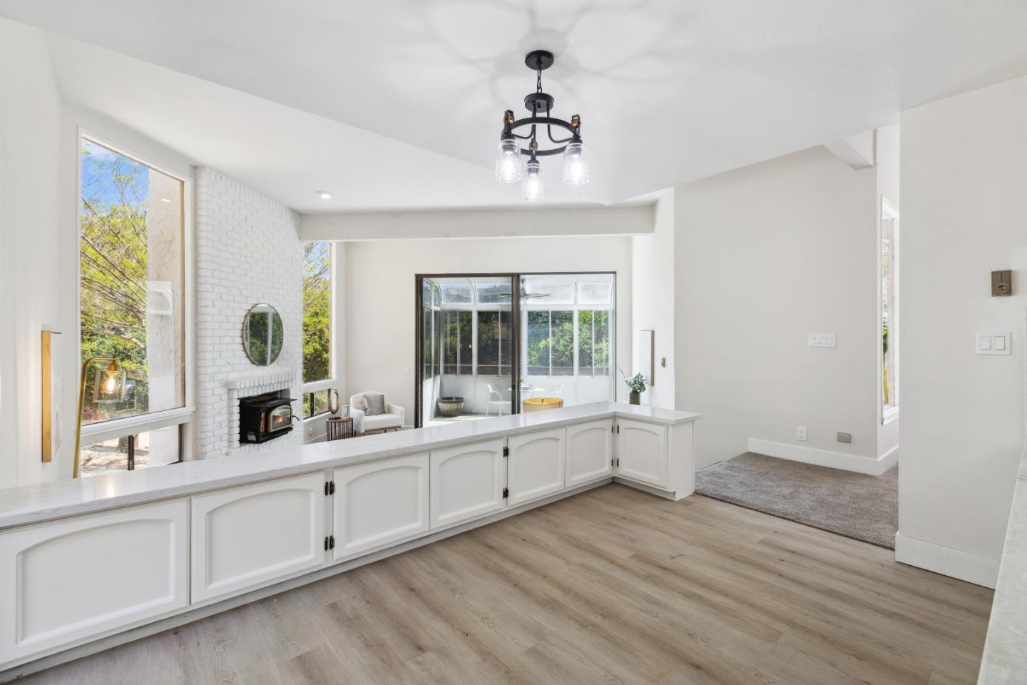 Detail Gallery Image 12 of 48 For 17710 Holiday Dr, Morgan Hill,  CA 95037 - 4 Beds | 3 Baths