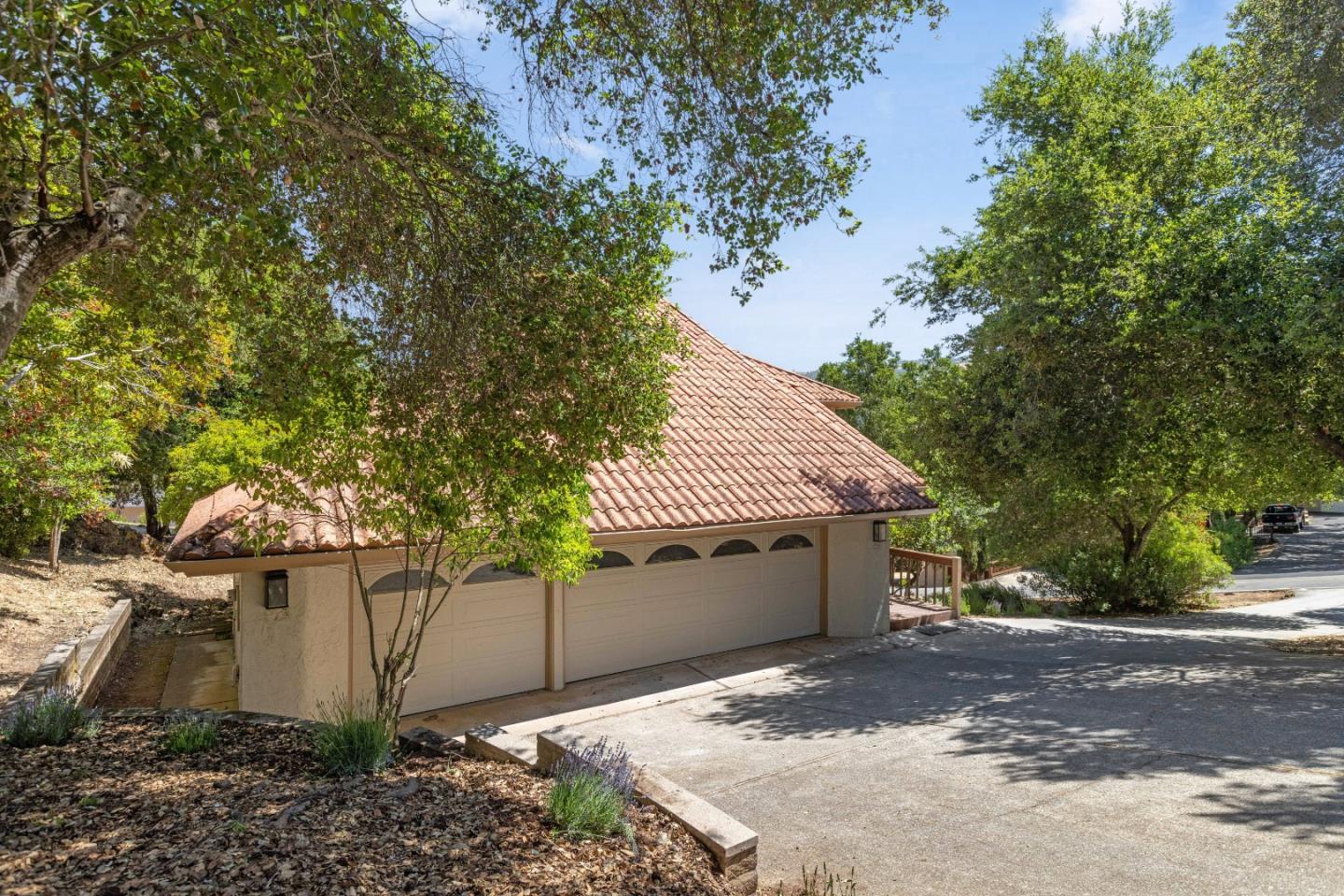 17710 Holiday Drive, Morgan Hill, CA, 95037