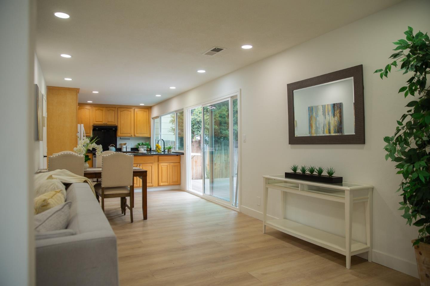 Detail Gallery Image 13 of 44 For 3455 Sagewood Ln, San Jose,  CA 95132 - 3 Beds | 2 Baths