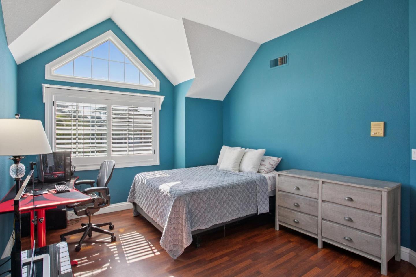 Detail Gallery Image 27 of 35 For 220 Eagle Trace Dr, Half Moon Bay,  CA 94019 - 4 Beds | 3 Baths