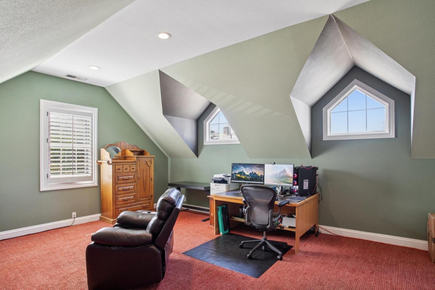 Detail Gallery Image 28 of 35 For 220 Eagle Trace Dr, Half Moon Bay,  CA 94019 - 4 Beds | 3 Baths