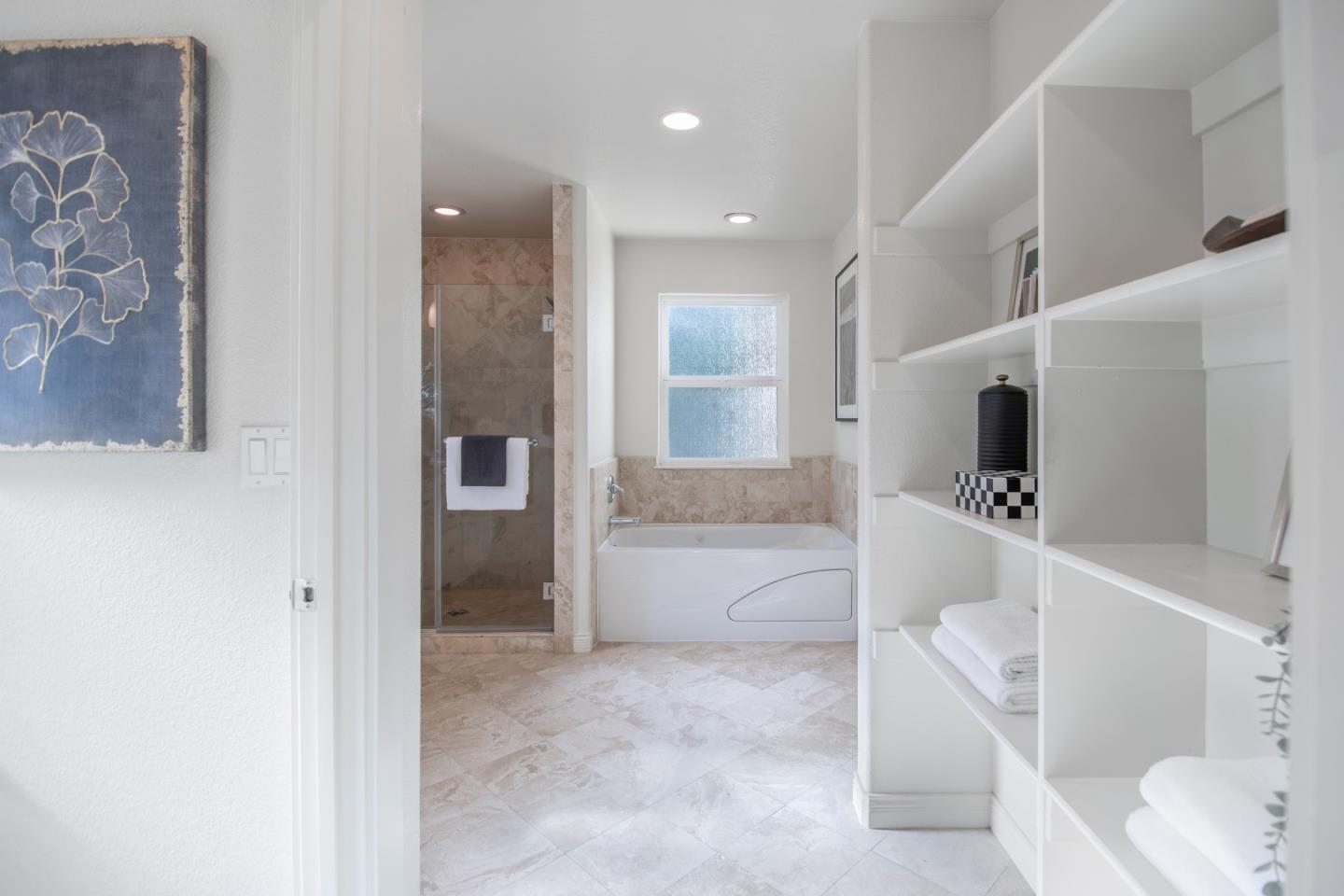 Detail Gallery Image 22 of 39 For 334 Creekside Village Dr, Los Gatos,  CA 95032 - 2 Beds | 2/1 Baths