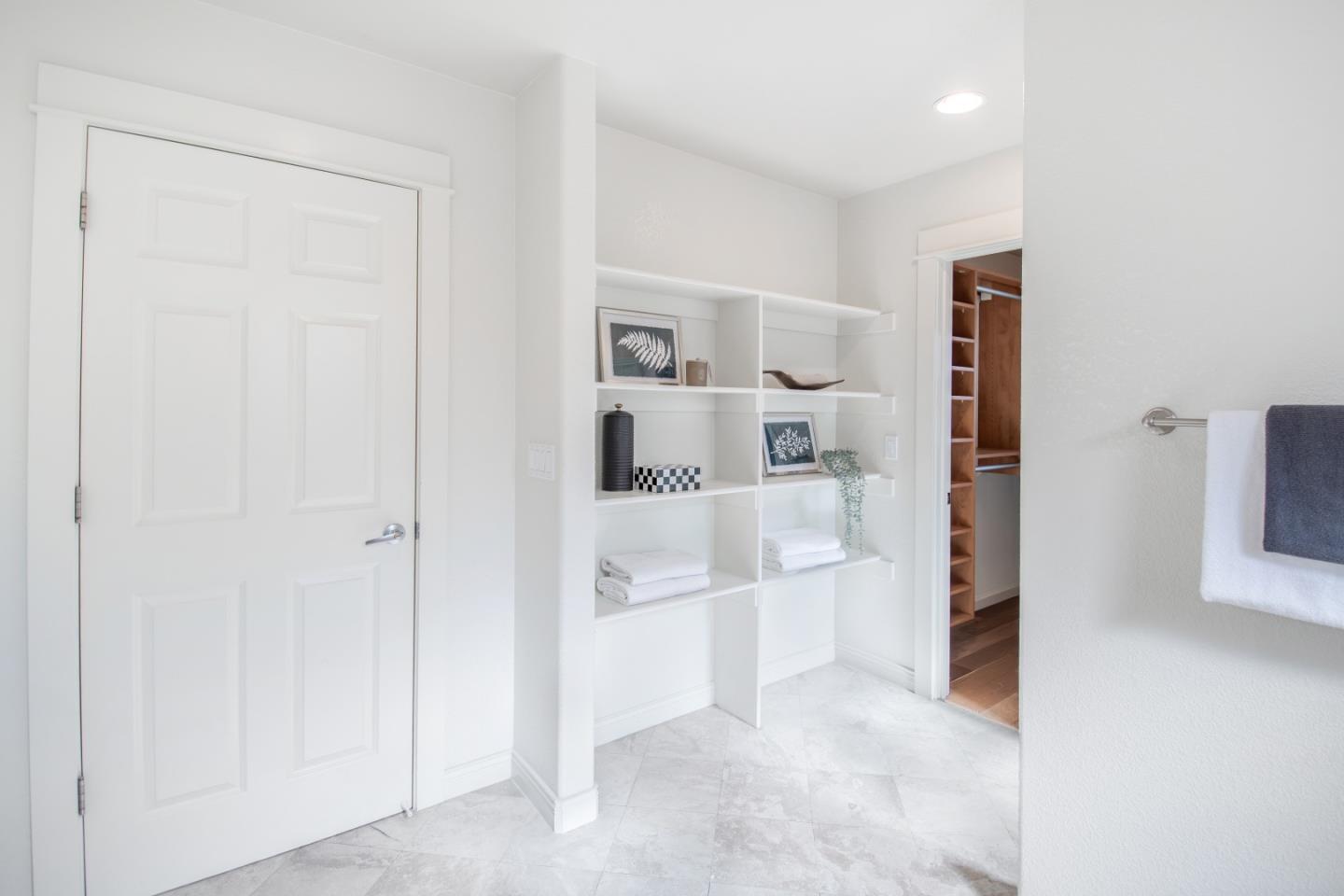 Detail Gallery Image 23 of 39 For 334 Creekside Village Dr, Los Gatos,  CA 95032 - 2 Beds | 2/1 Baths