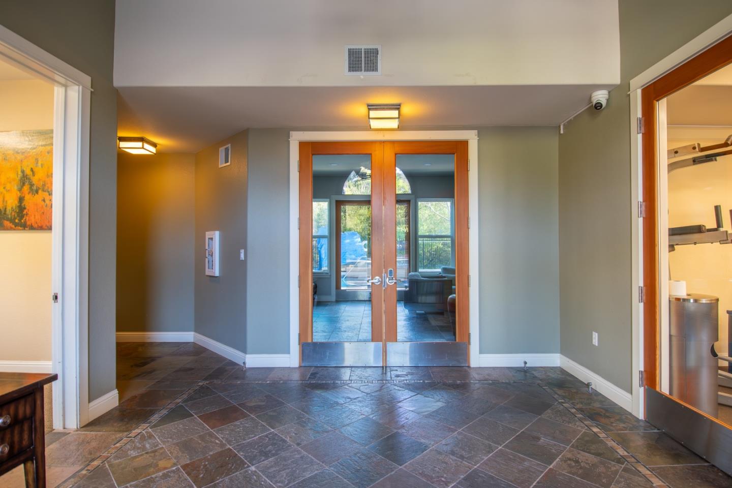 Detail Gallery Image 34 of 39 For 334 Creekside Village Dr, Los Gatos,  CA 95032 - 2 Beds | 2/1 Baths