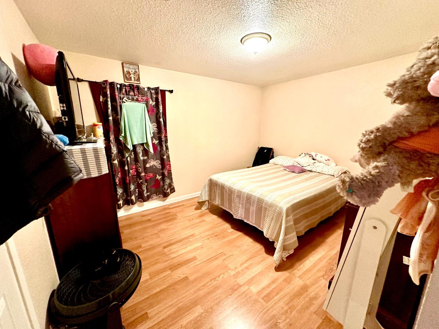 Detail Gallery Image 5 of 8 For 120-122 Balboa Ave, San Jose,  CA 95116 - 4 Beds | 2 Baths