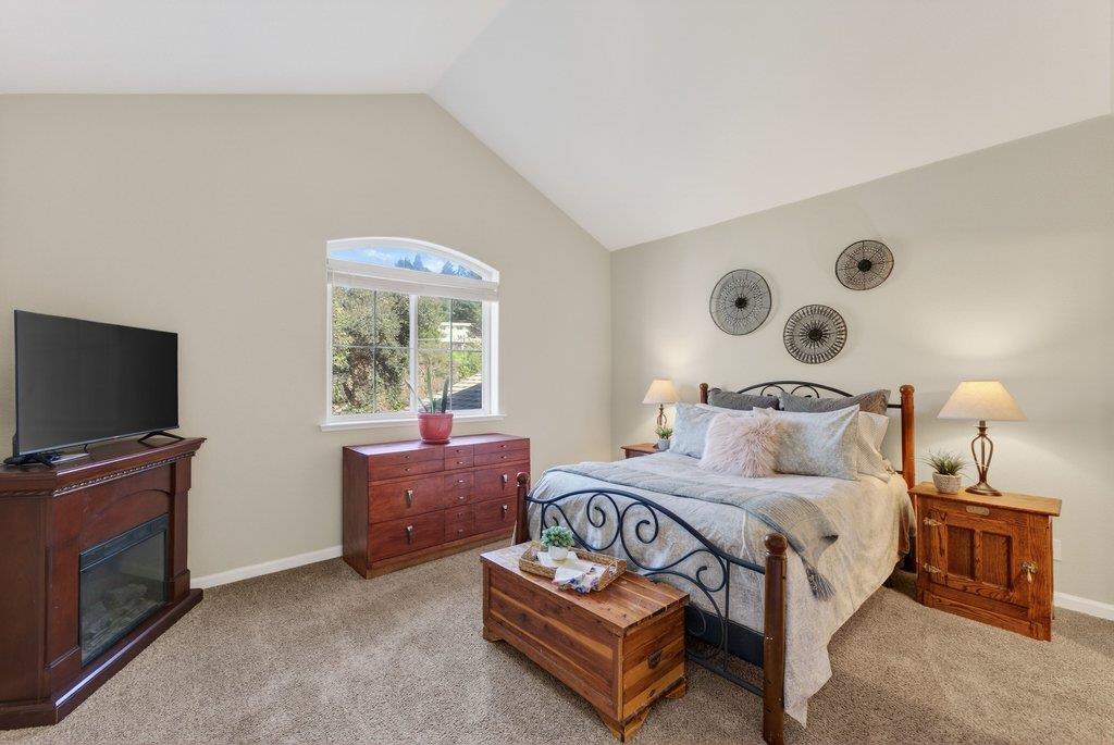 Detail Gallery Image 20 of 37 For 22 Flora Ln, Scotts Valley,  CA 95066 - 3 Beds | 2/1 Baths