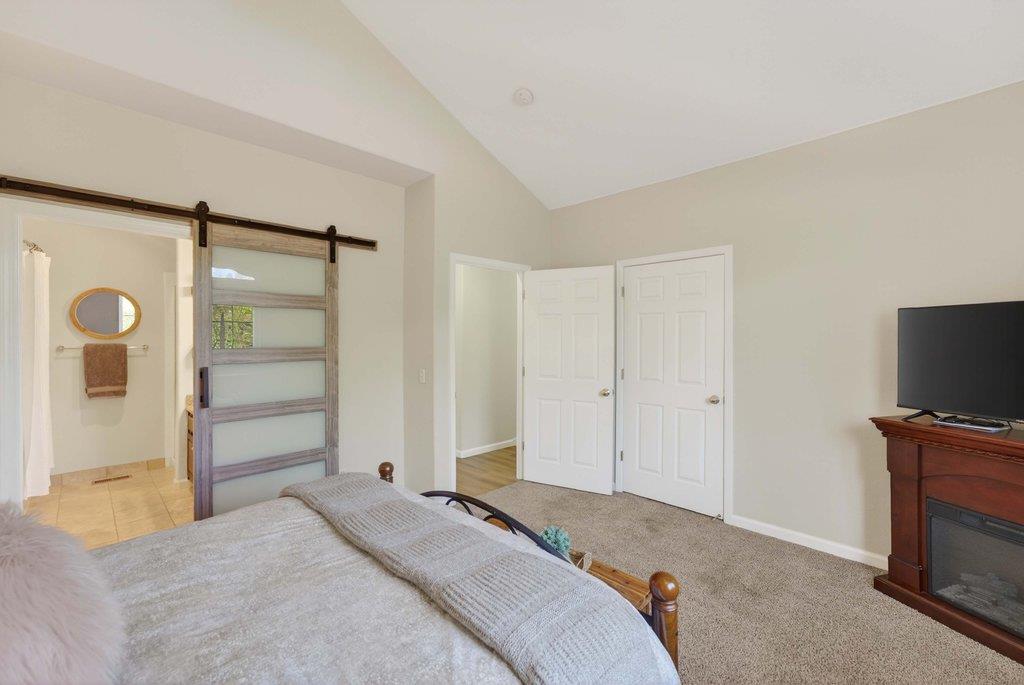 Detail Gallery Image 21 of 37 For 22 Flora Ln, Scotts Valley,  CA 95066 - 3 Beds | 2/1 Baths