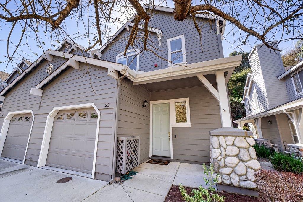 Detail Gallery Image 4 of 37 For 22 Flora Ln, Scotts Valley,  CA 95066 - 3 Beds | 2/1 Baths