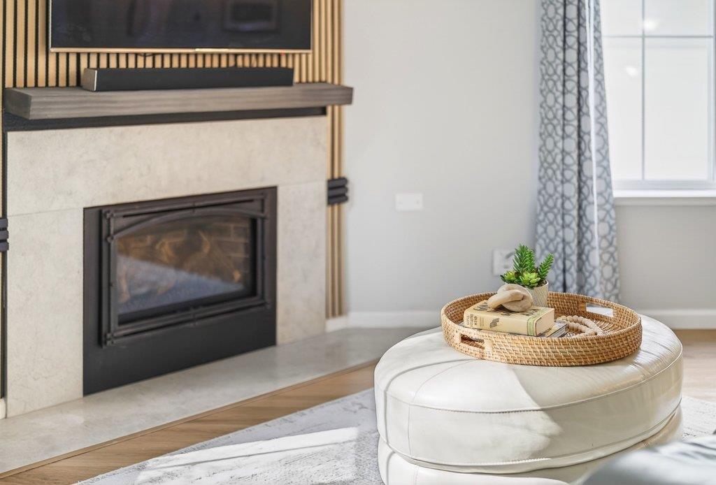 Detail Gallery Image 8 of 37 For 22 Flora Ln, Scotts Valley,  CA 95066 - 3 Beds | 2/1 Baths