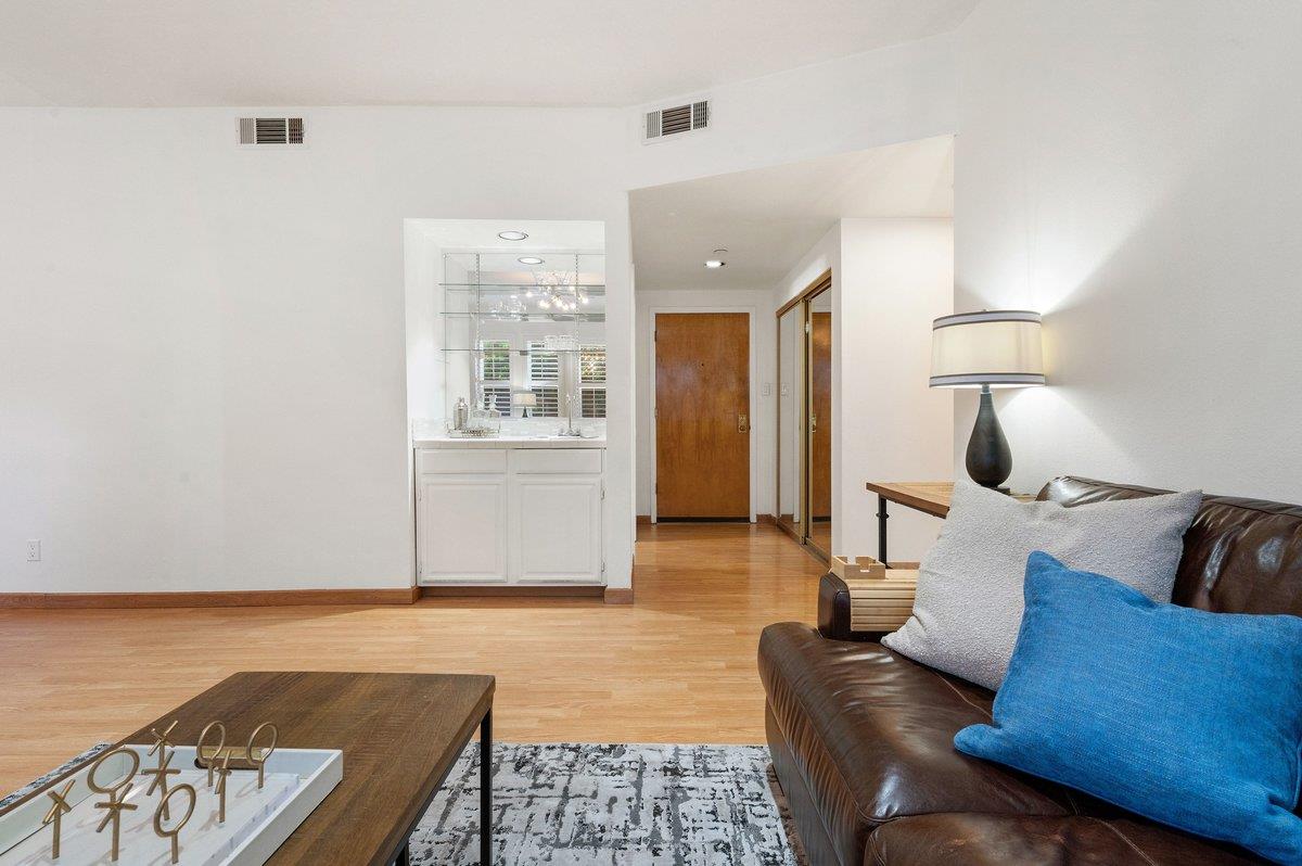 Photo #21: ML82037410 Listing: Photo #21