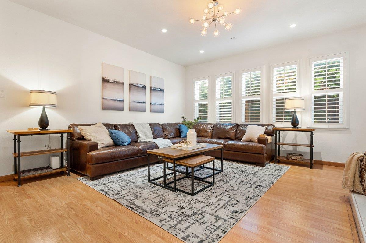 Photo #5: ML82037410 Listing: Photo #5