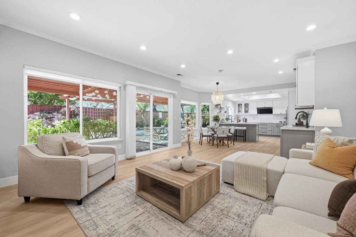 Detail Gallery Image 22 of 61 For 1601 Adolfo Dr, San Jose,  CA 95131 - 4 Beds | 2/1 Baths