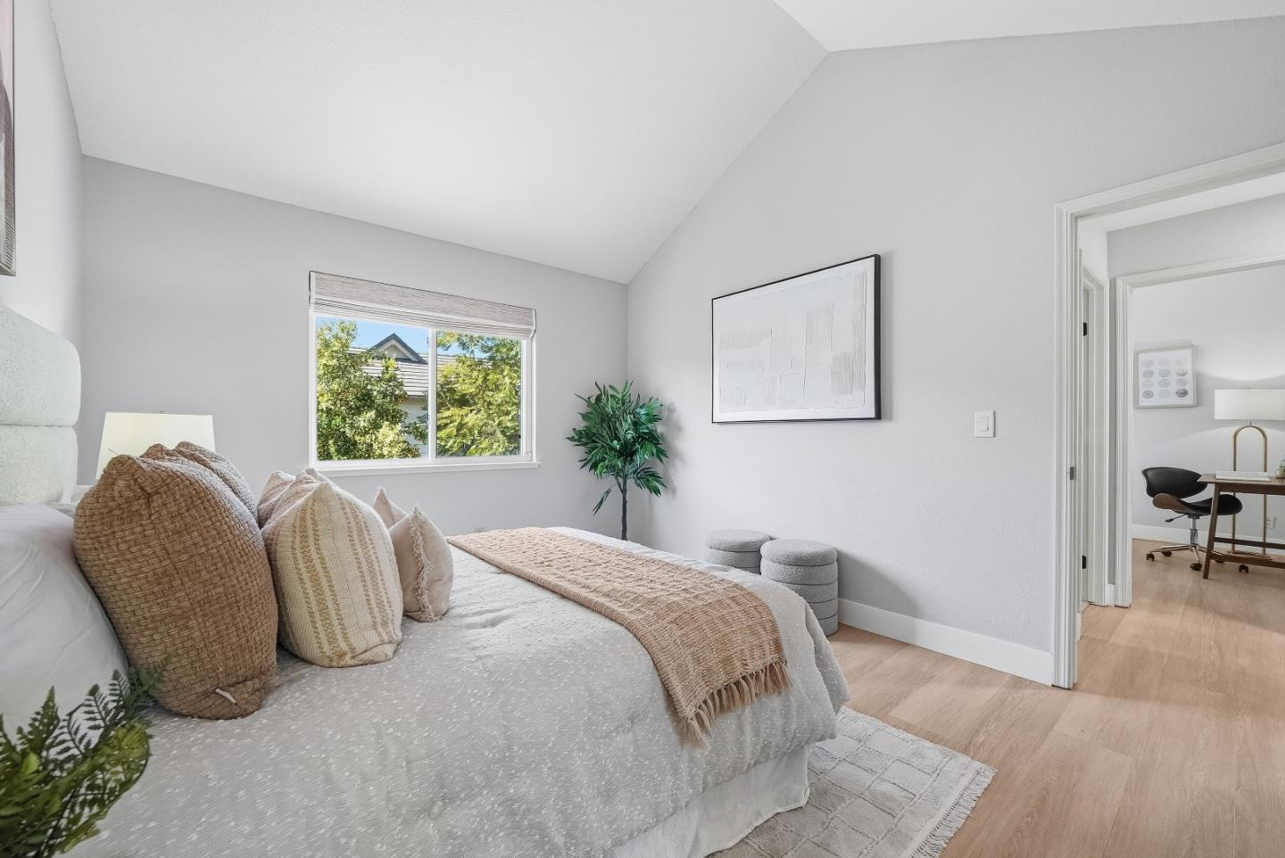 Detail Gallery Image 35 of 61 For 1601 Adolfo Dr, San Jose,  CA 95131 - 4 Beds | 2/1 Baths