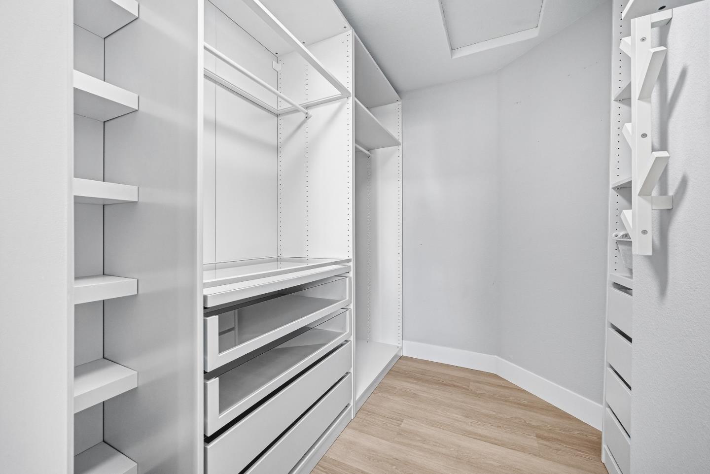 Detail Gallery Image 39 of 61 For 1601 Adolfo Dr, San Jose,  CA 95131 - 4 Beds | 2/1 Baths