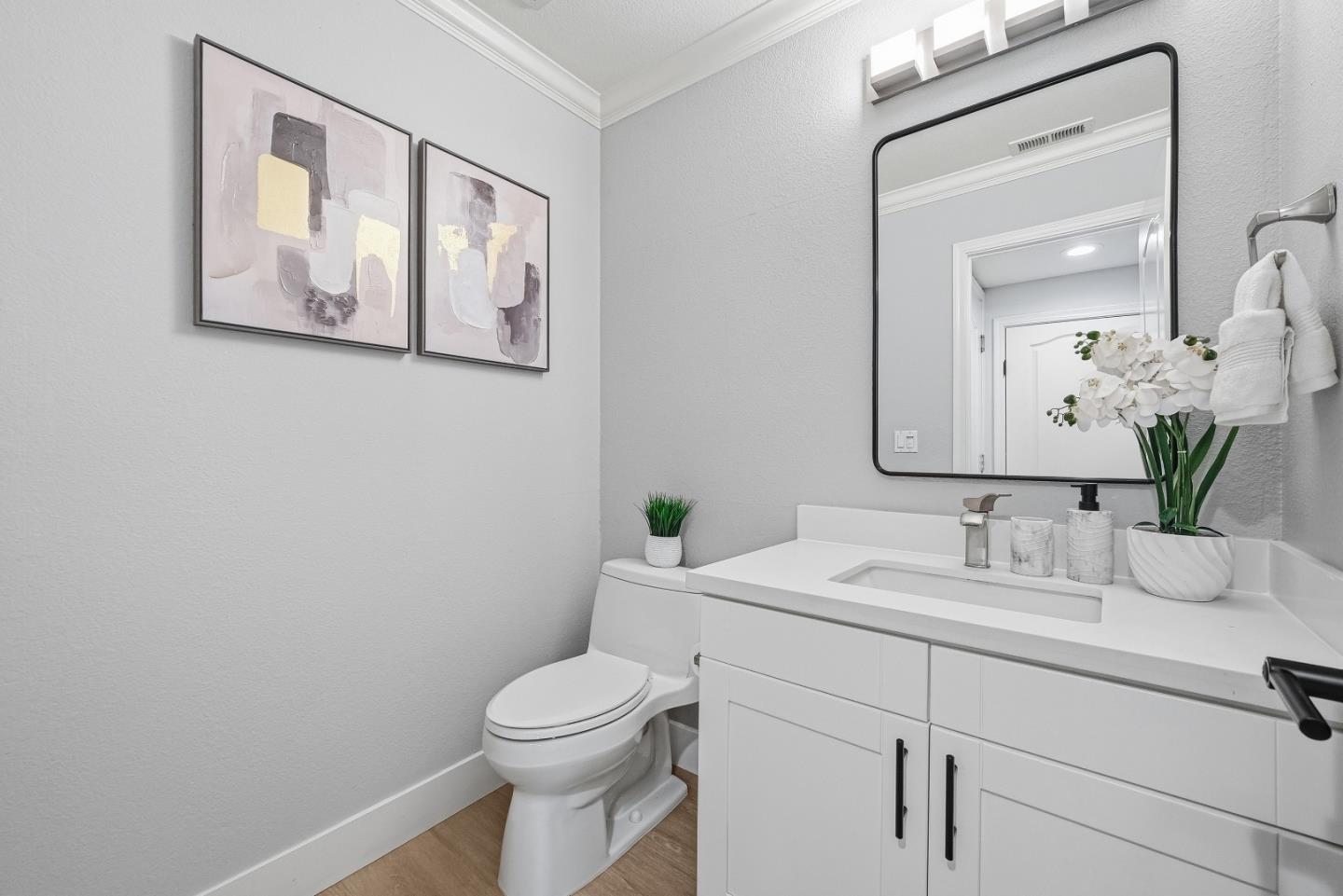 Detail Gallery Image 42 of 61 For 1601 Adolfo Dr, San Jose,  CA 95131 - 4 Beds | 2/1 Baths